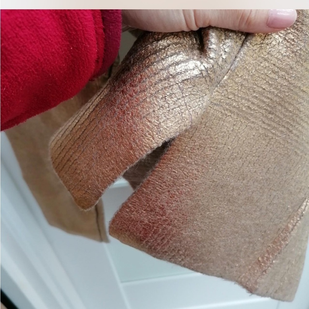 SOLD Zara foil knit gold metallic sweater size medium oversized - Picture 15 of 16